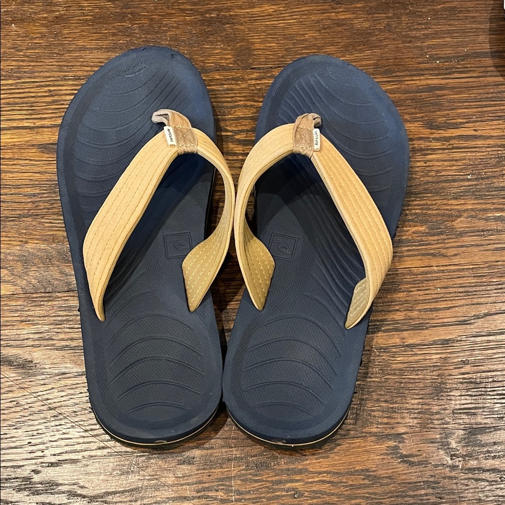 Rip Curl Navy and Tan Flip Flops